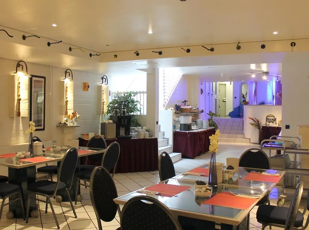 ****  Kastens Hotel Dusseldorf Germany